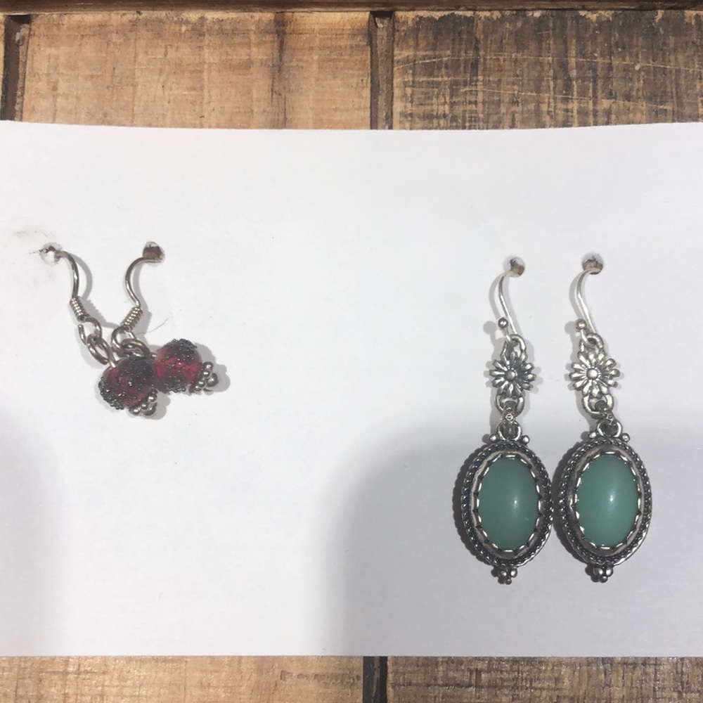 Pair of 2 fashion earrings. Great condition